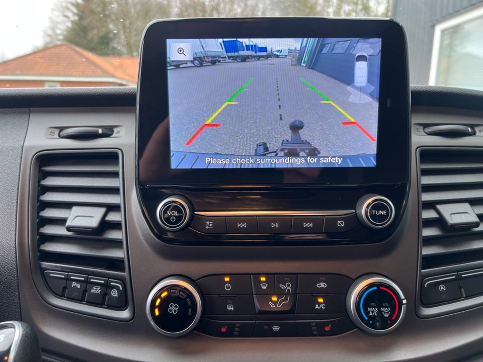 Ford Transit Custom 300L 2,0 TDCi 130 Trend