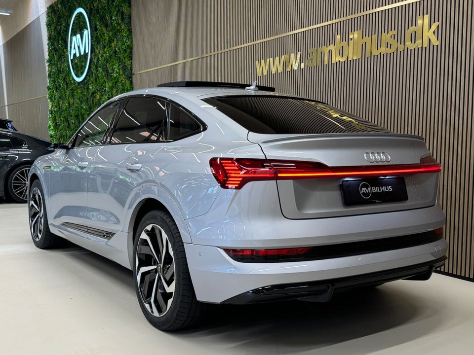 Audi e-tron 55 S-line Sportback quattro 5d