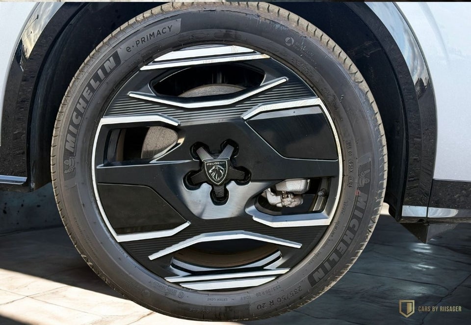 Peugeot e-5008 77 GT 7prs 5d