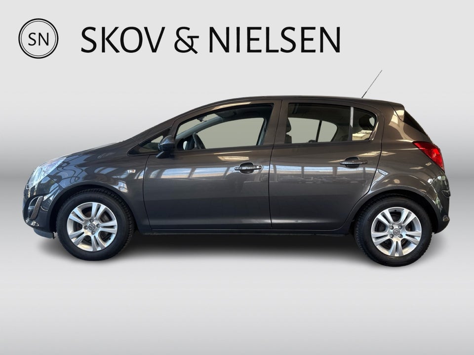 Opel Corsa 1,4 16V Cosmo 5d