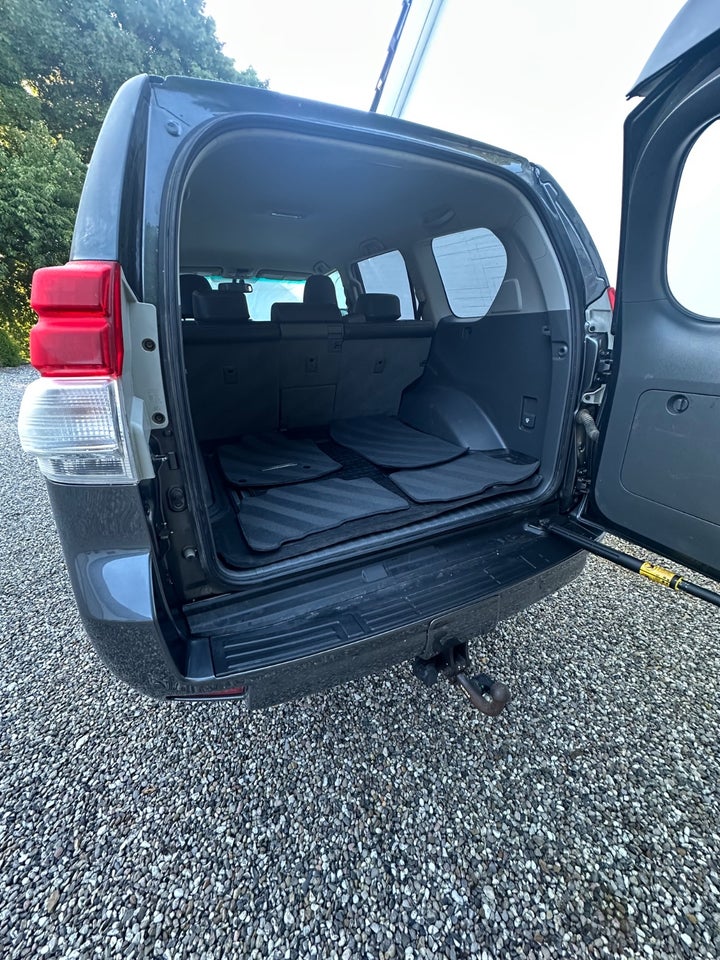 Toyota Land Cruiser 3,0 D-4D T3 aut. 5d