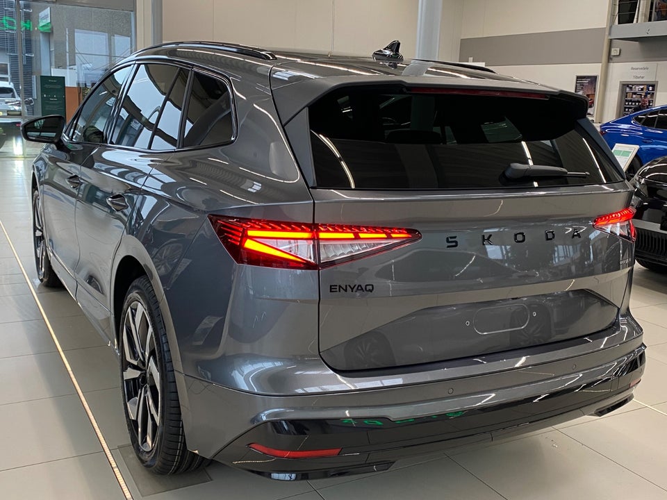 Skoda Enyaq 85 iV Sportline Advanced 5d