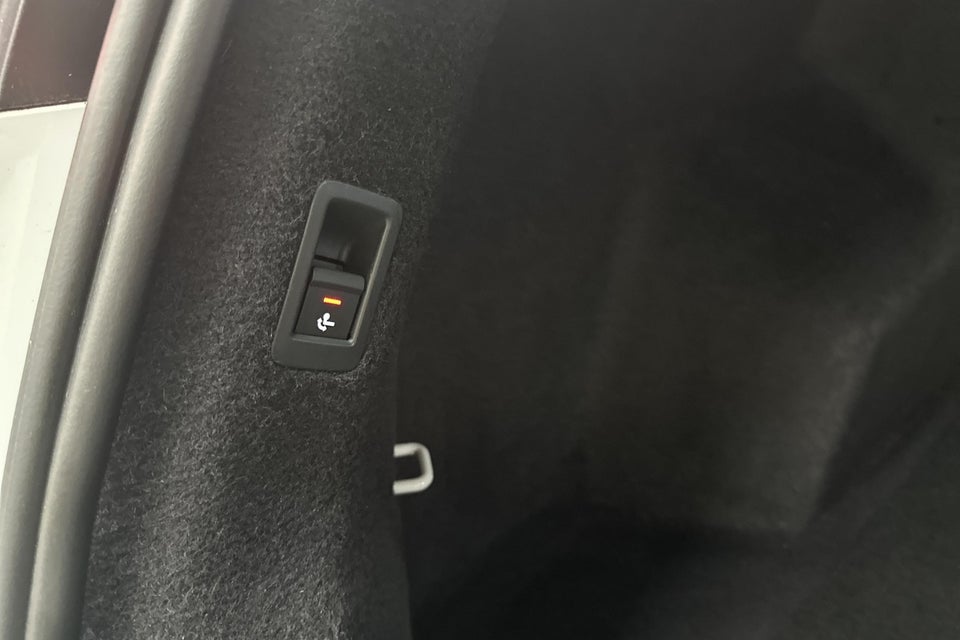 Audi Q4 e-tron 40 Attitude 5d