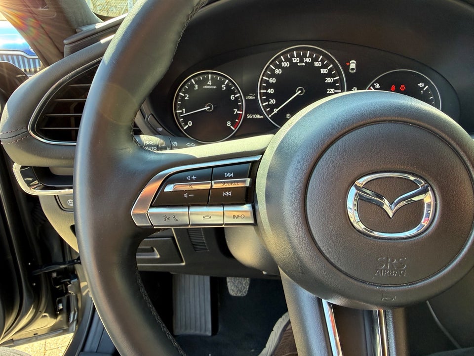Mazda 3 2,0 e-SkyActiv-G 150 Sky 5d