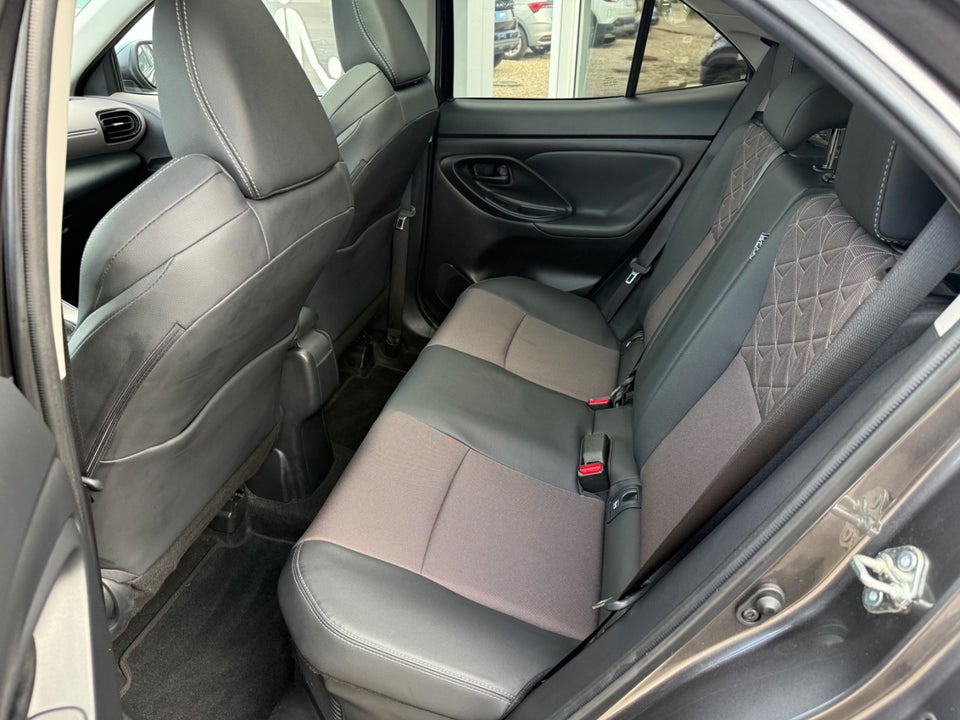 Toyota Yaris Cross 1,5 Hybrid Elegant e-CVT 5d
