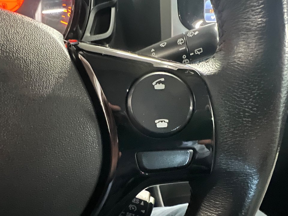 Toyota Aygo 1,0 VVT-i x-sky 5d