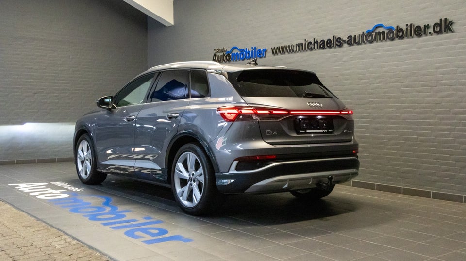 Audi Q4 e-tron 45 S-line 5d