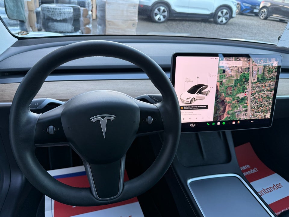 Tesla Model 3 Long Range AWD 4d