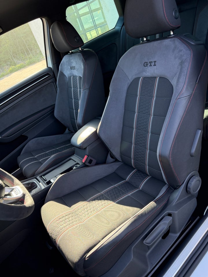 VW Golf VII 2,0 GTi Clubsport DSG 3d