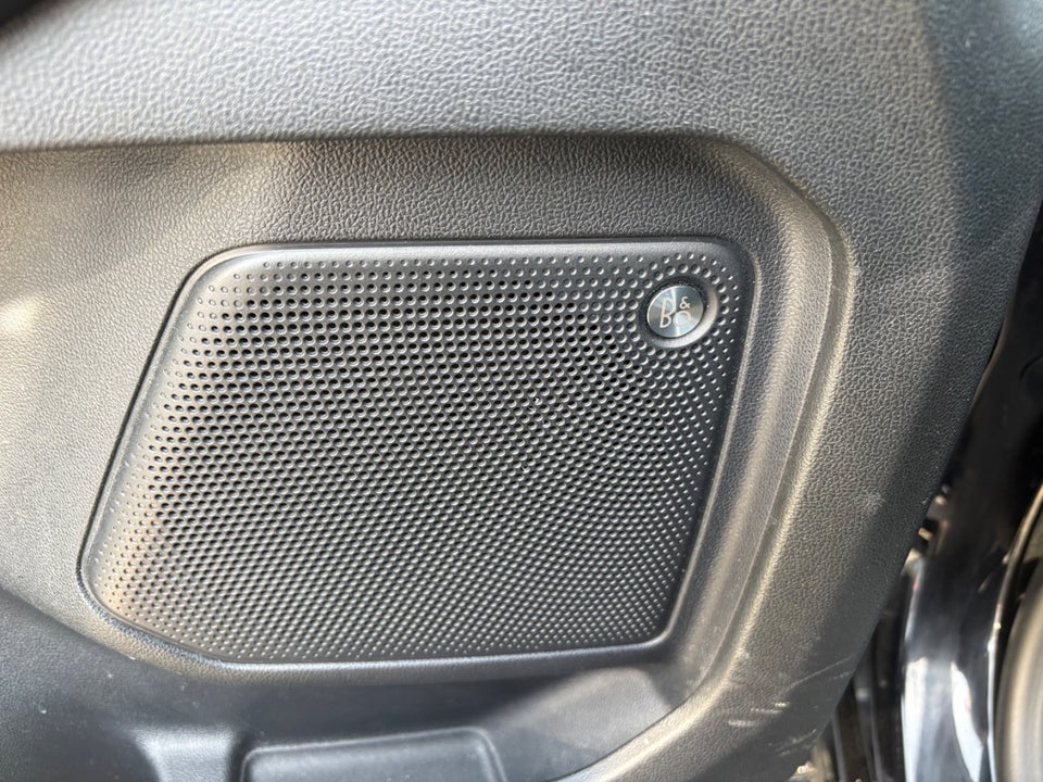 Ford Kuga 2,5 PHEV Vignale CVT 5d