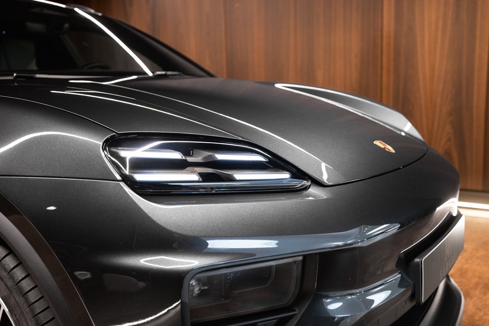 Porsche Macan 4 5d