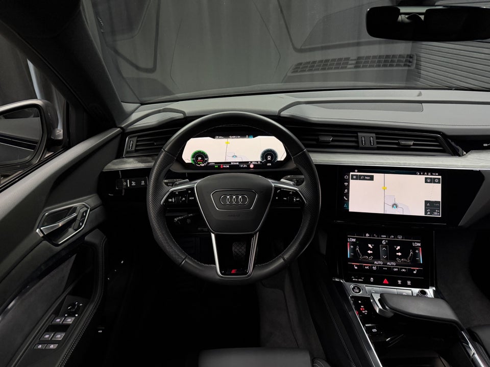 Audi e-tron 55 S-line Sportback quattro 5d