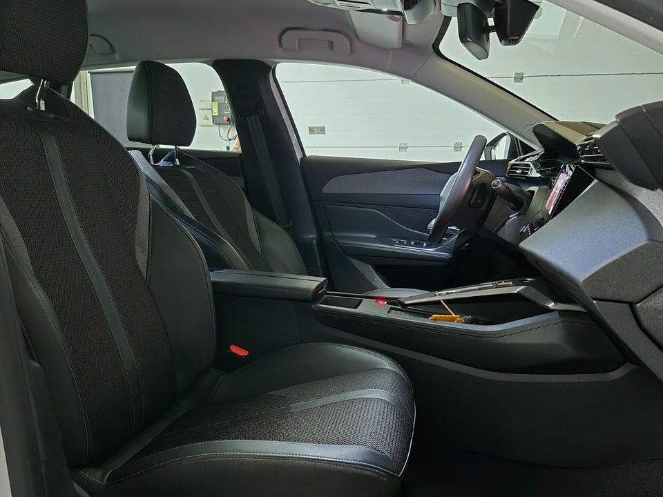 Peugeot 308 1,6 Hybrid Allure Pack SW EAT8 5d