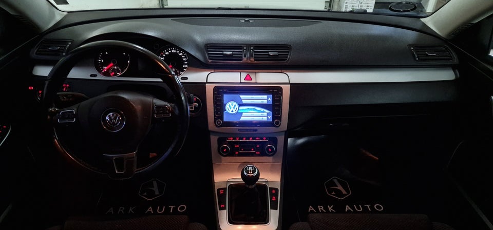 VW Passat 1,6 TDi 105 Comfortline Variant BM2 5d