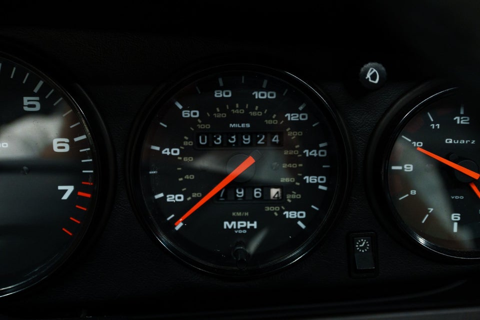 Porsche 911 Carrera 4 3,6 Cabriolet 2d