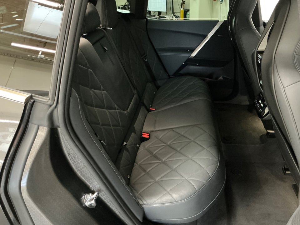 BMW iX xDrive40 Sport 5d