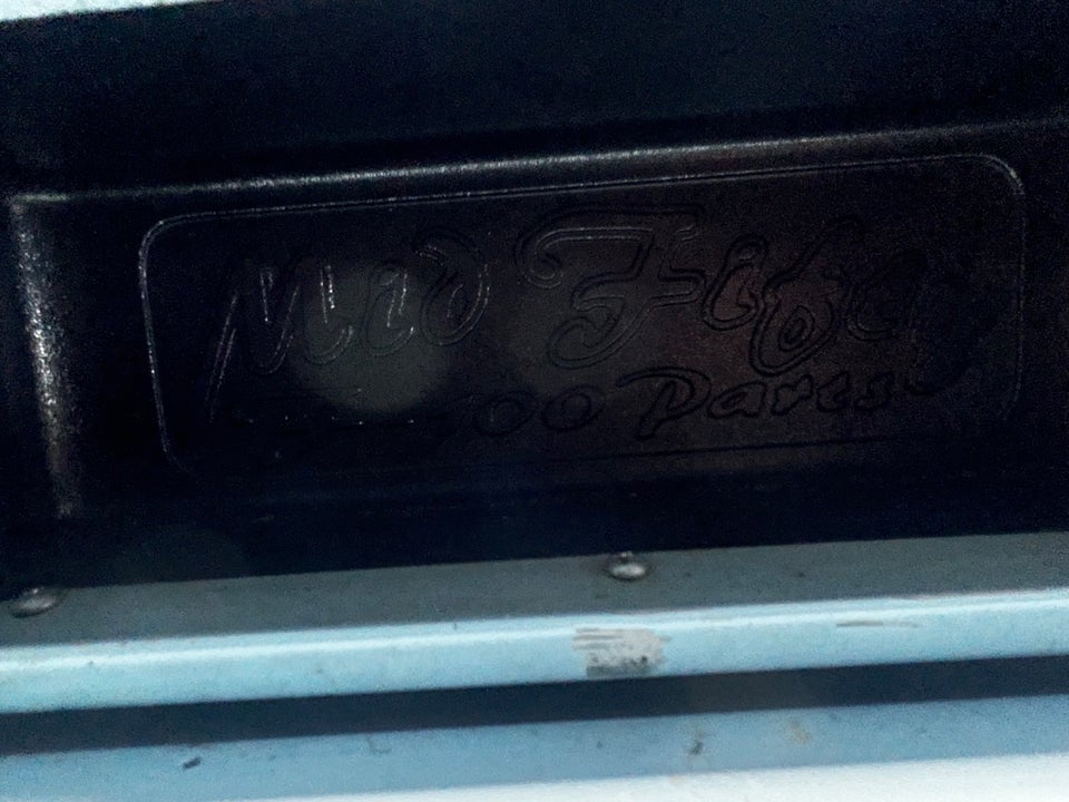 Ford F-100 3,7 Pick-up 2d