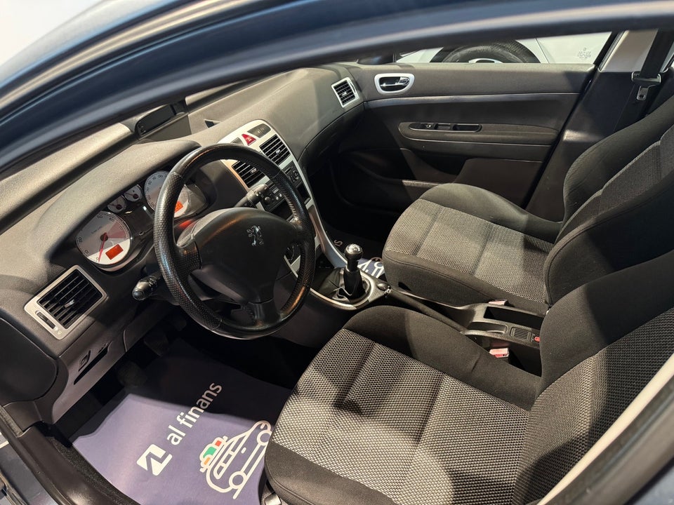 Peugeot 307 1,6 Creative 5d