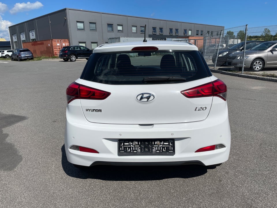 Hyundai i20 1,1 CRDi 75 Trend 5d