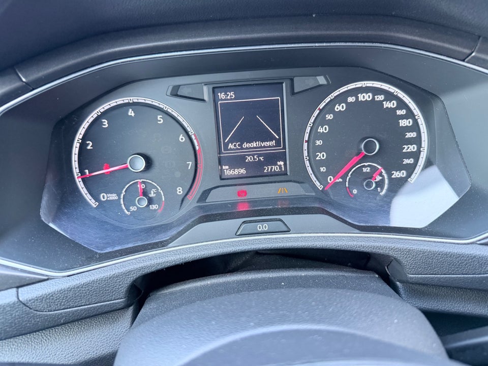 VW T-Roc 1,0 TSi 115 Style 5d