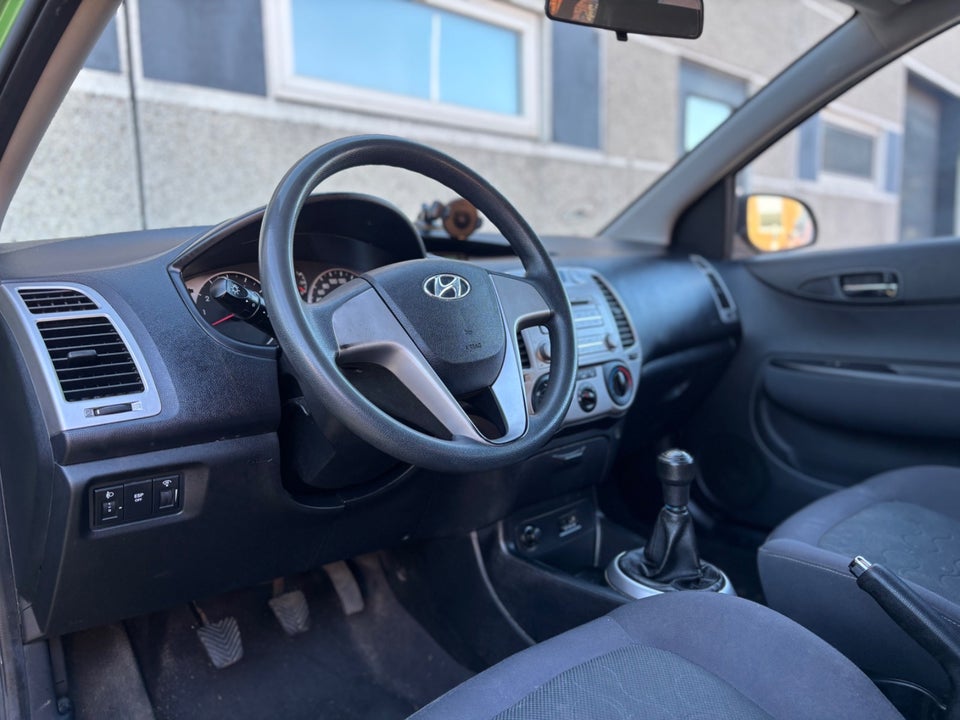 Hyundai i20 1,25 Classic 3d