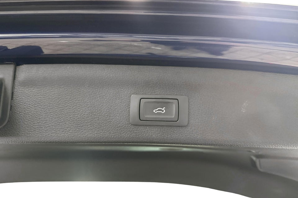 Audi Q3 45 TFSi e Attitude plus S-tr. 5d