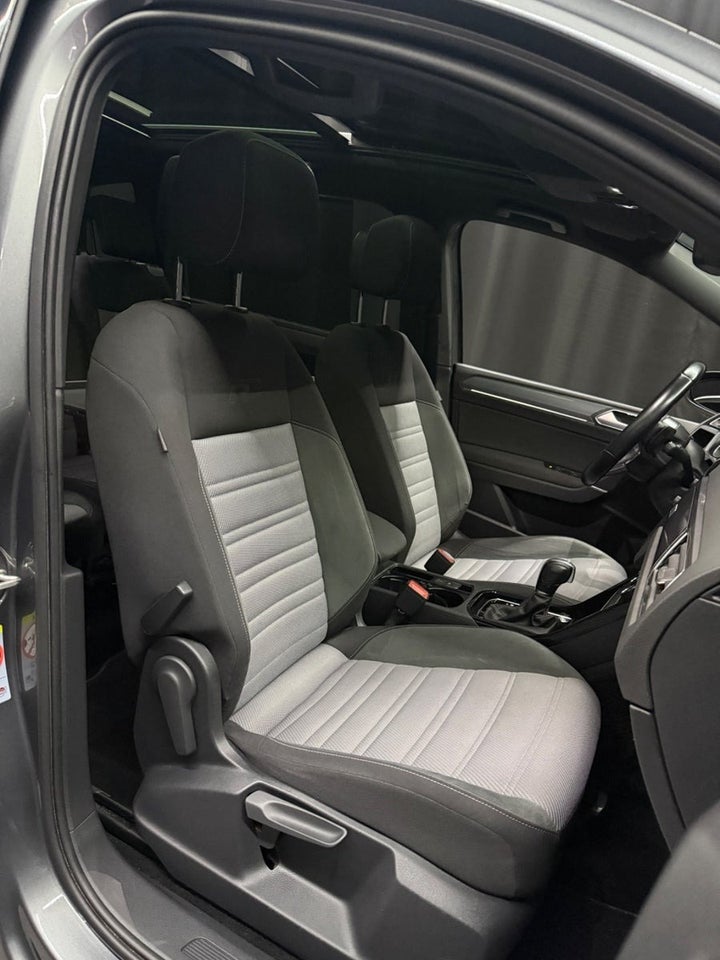 VW Touran 2,0 TDi 190 R-line DSG 7prs 5d