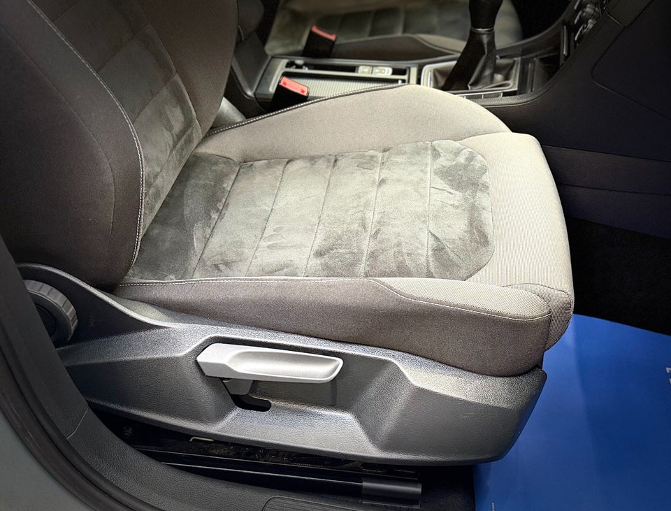 VW Golf VII 1,4 TSi 150 R-line BMT 5d