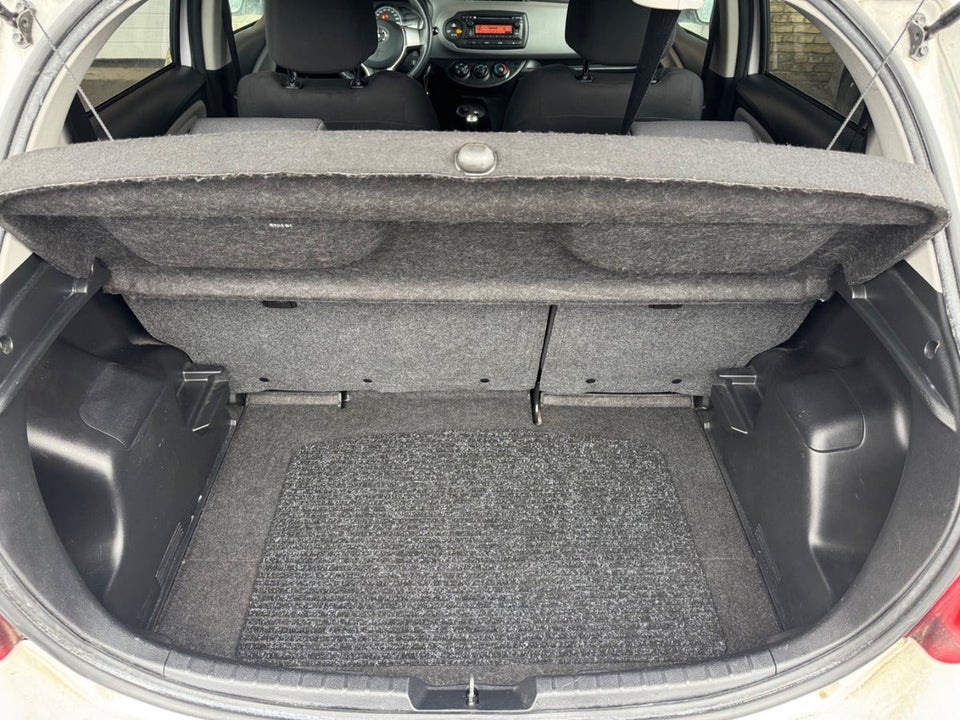 Toyota Yaris 1,0 VVT-i T2 Komfort 5d