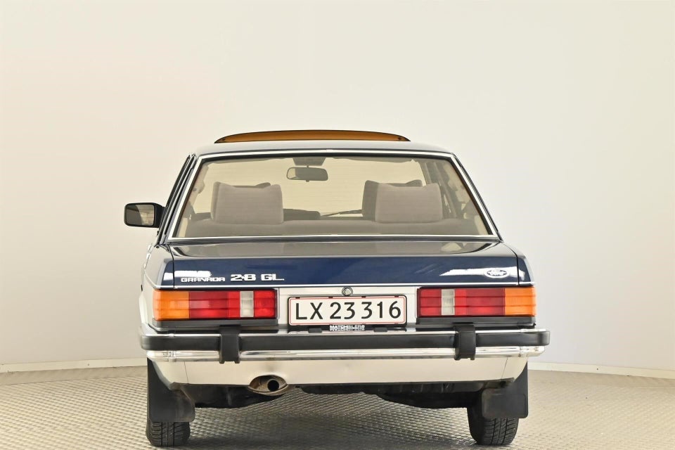 Ford Granada 2,8i GL aut. 4d