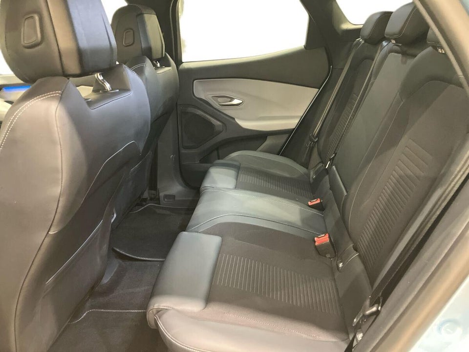 Ford Explorer 82 Premium Extended Range 5d