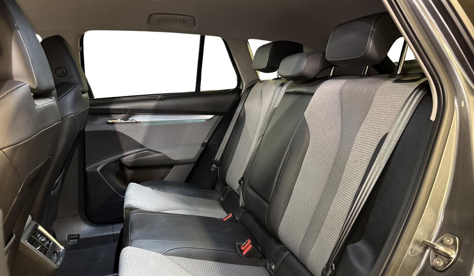 Skoda Enyaq 60 iV 5d