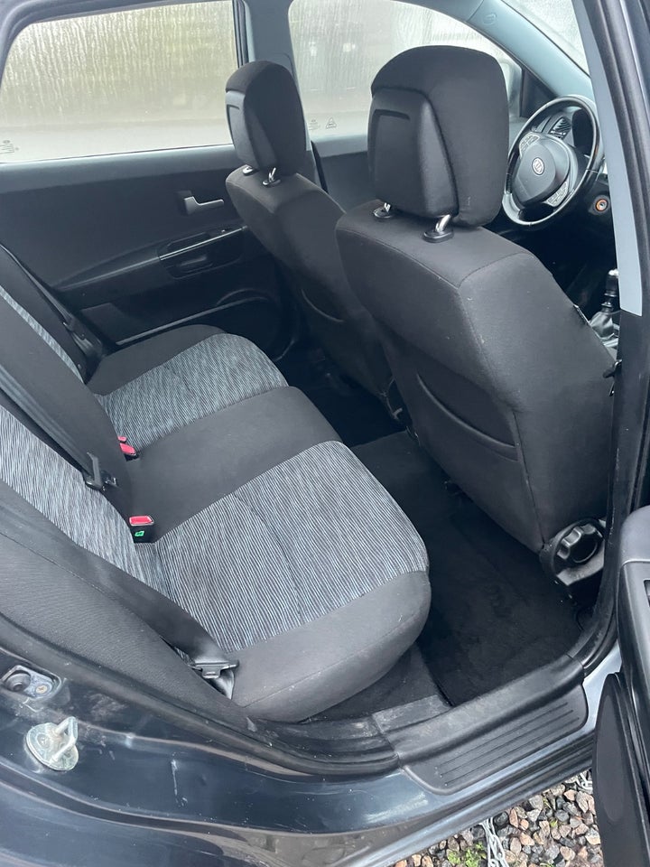 Kia Ceed 1,6 CVVT Active 5d