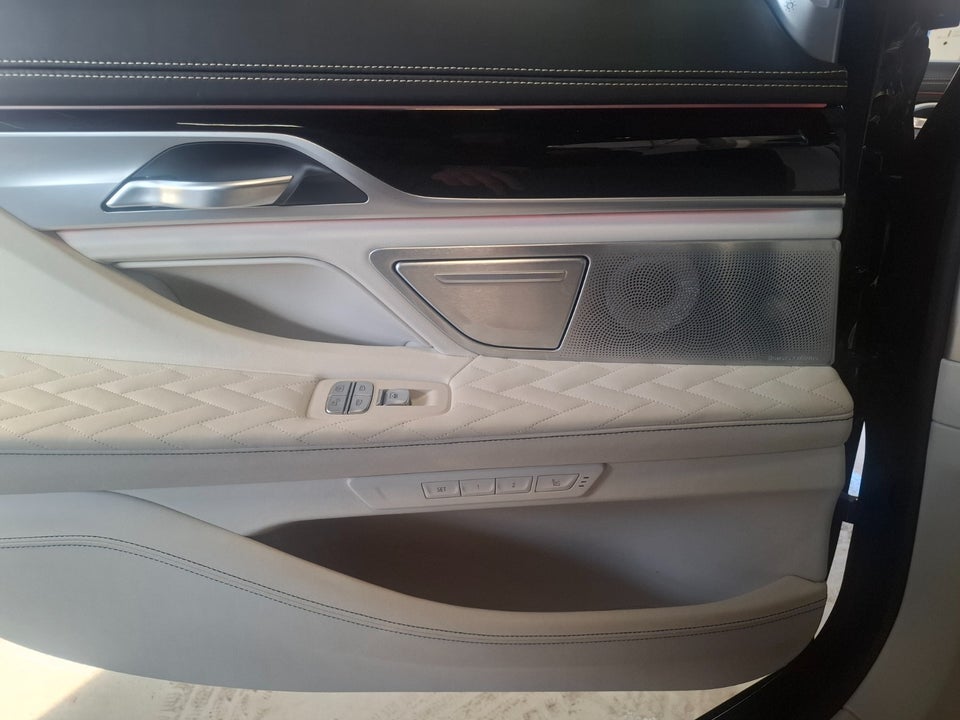 BMW 745Le 3,0 M-Sport xDrive aut. 4d