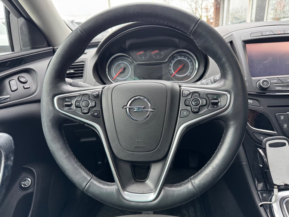 Opel Insignia 1,6 CDTi 136 Cosmo Sports Tourer 5d