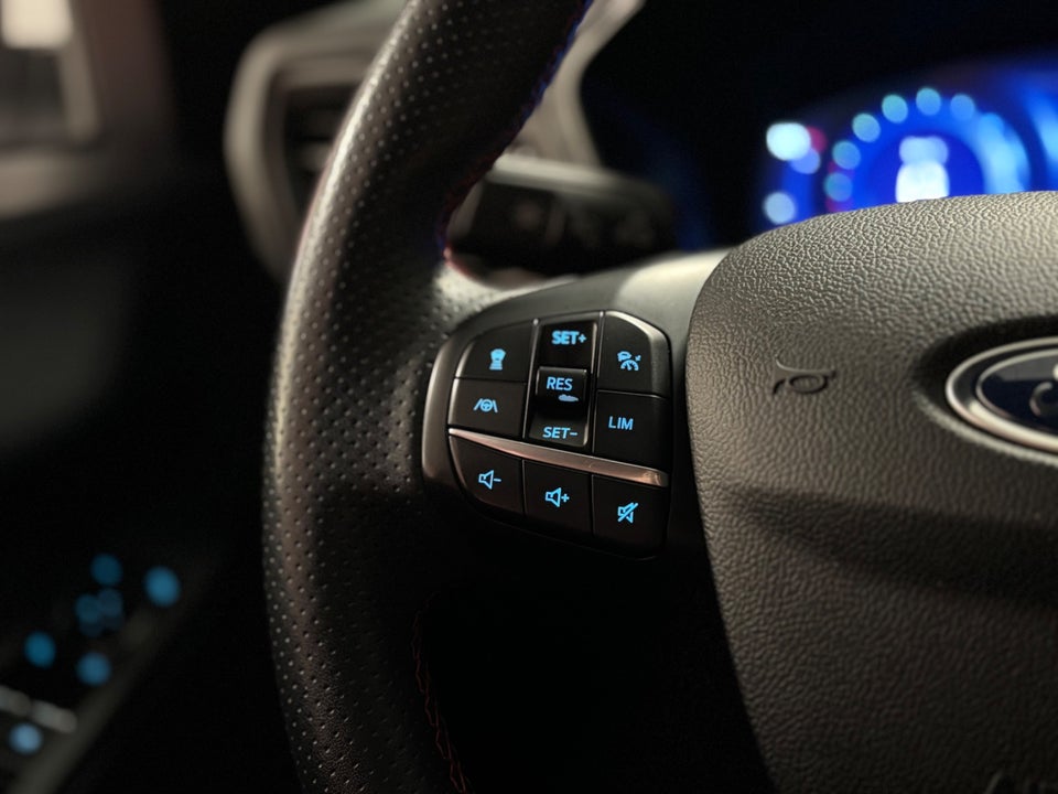 Ford Kuga 2,5 PHEV ST-Line X CVT 5d