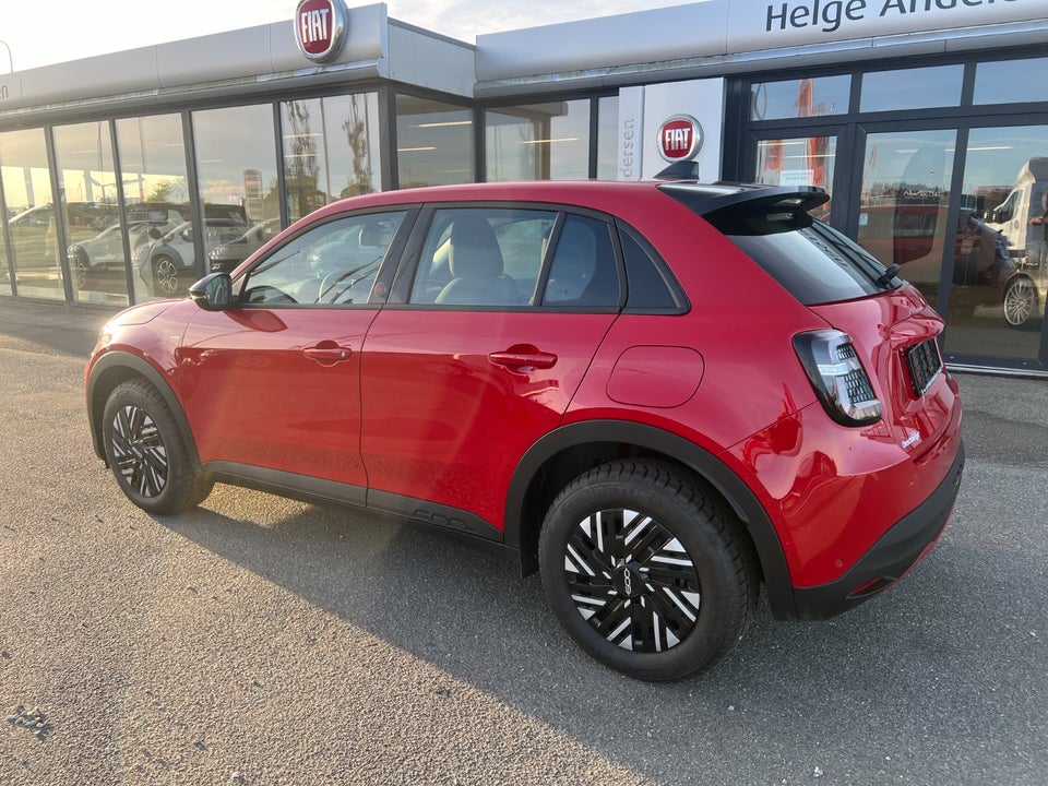 Fiat 600e 54 (RED) 5d