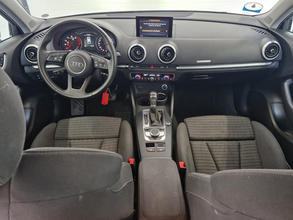 Audi A3 35 TFSi Sport Limited Sportback S-tr. 5d