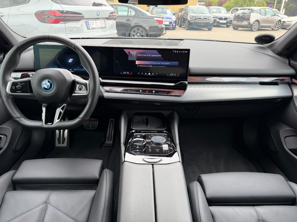 BMW i5 eDrive40 M-Sport 4d