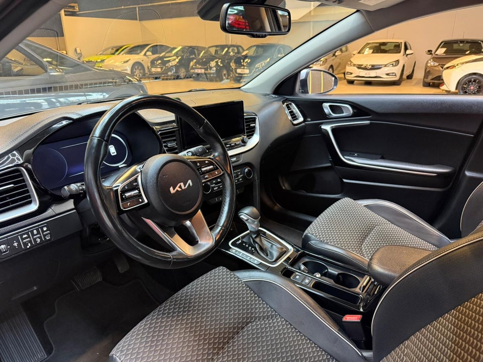 Kia Ceed 1,6 PHEV Upgrade Premium SW DCT 5d