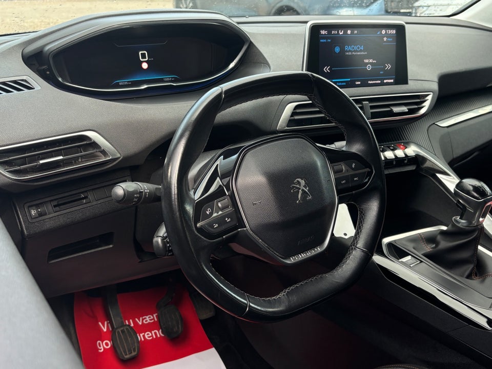 Peugeot 5008 1,2 e-THP 130 Allure 7prs 5d