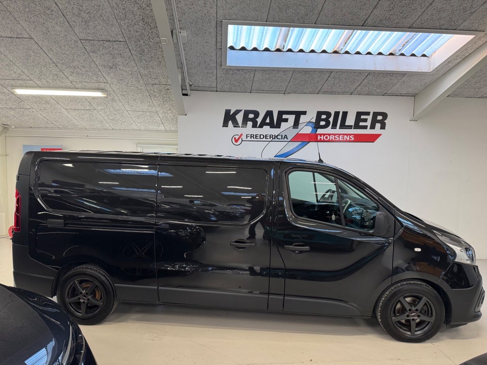 Renault Trafic T29 2,0 dCi 145 L2H1