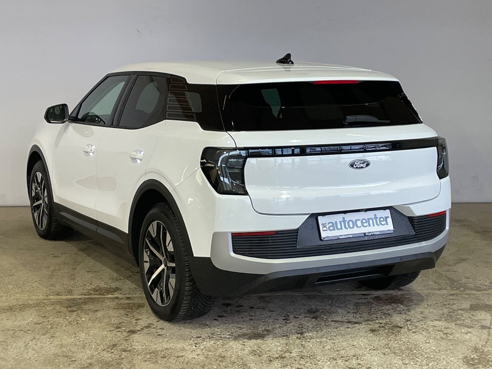 Ford Explorer 82 Select Extended Range Van 5d