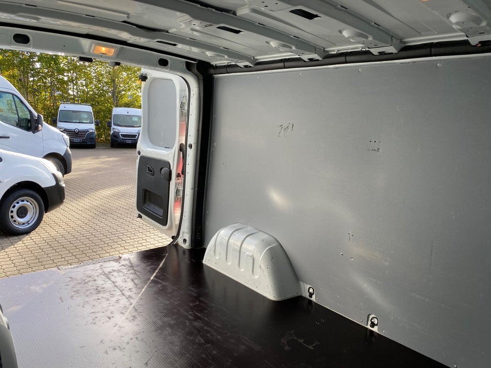 Renault Trafic T29 1,6 dCi 120 L2H1