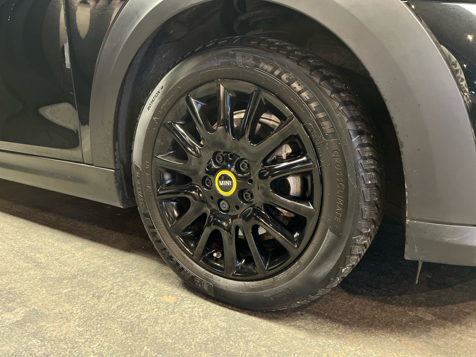 MINI Cooper SE Edition Premium Plus 3d