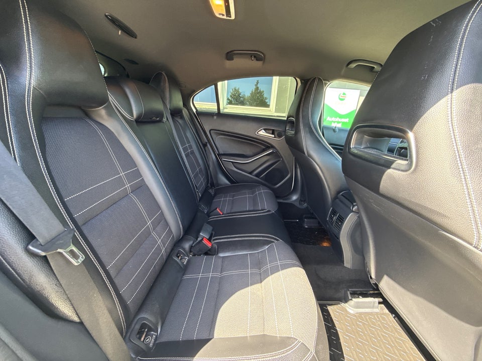 Mercedes A180 1,5 CDi Urban Business 5d