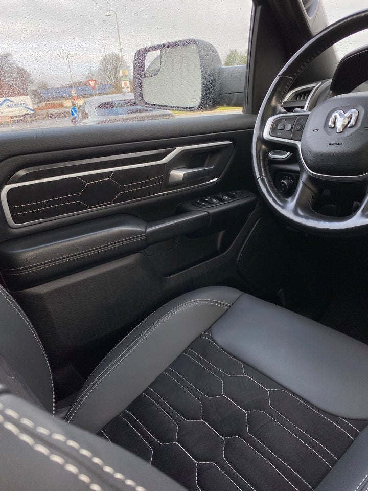 Dodge RAM 1500 5,7 V8 Hemi Laramie Sport aut. 4d