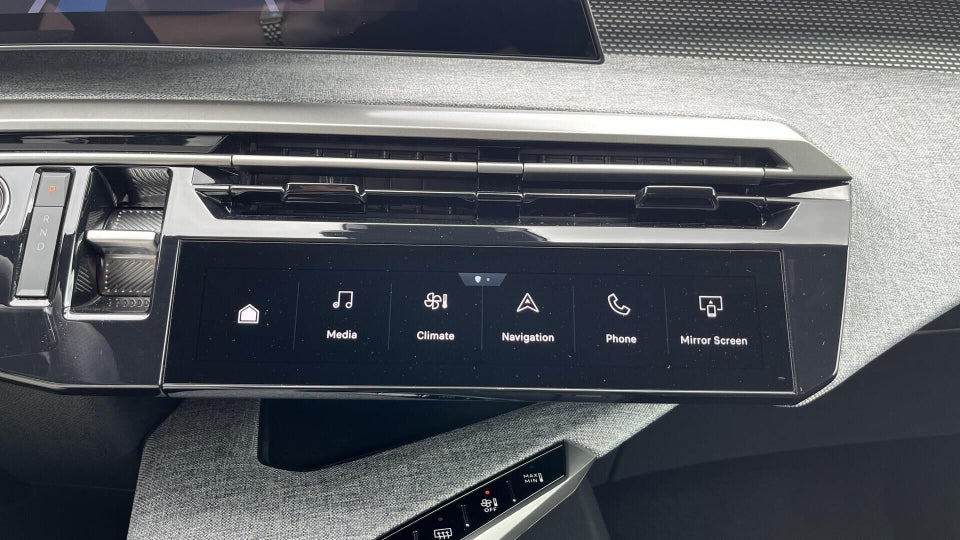 Peugeot e-5008 77 GT 7prs 5d