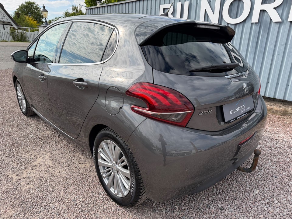 Peugeot 208 1,2 VTi 82 Allure 5d