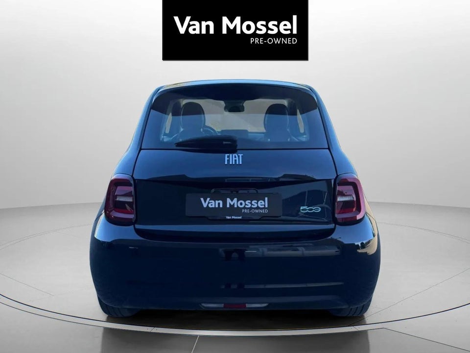 Fiat 500e 24 Icon 3d